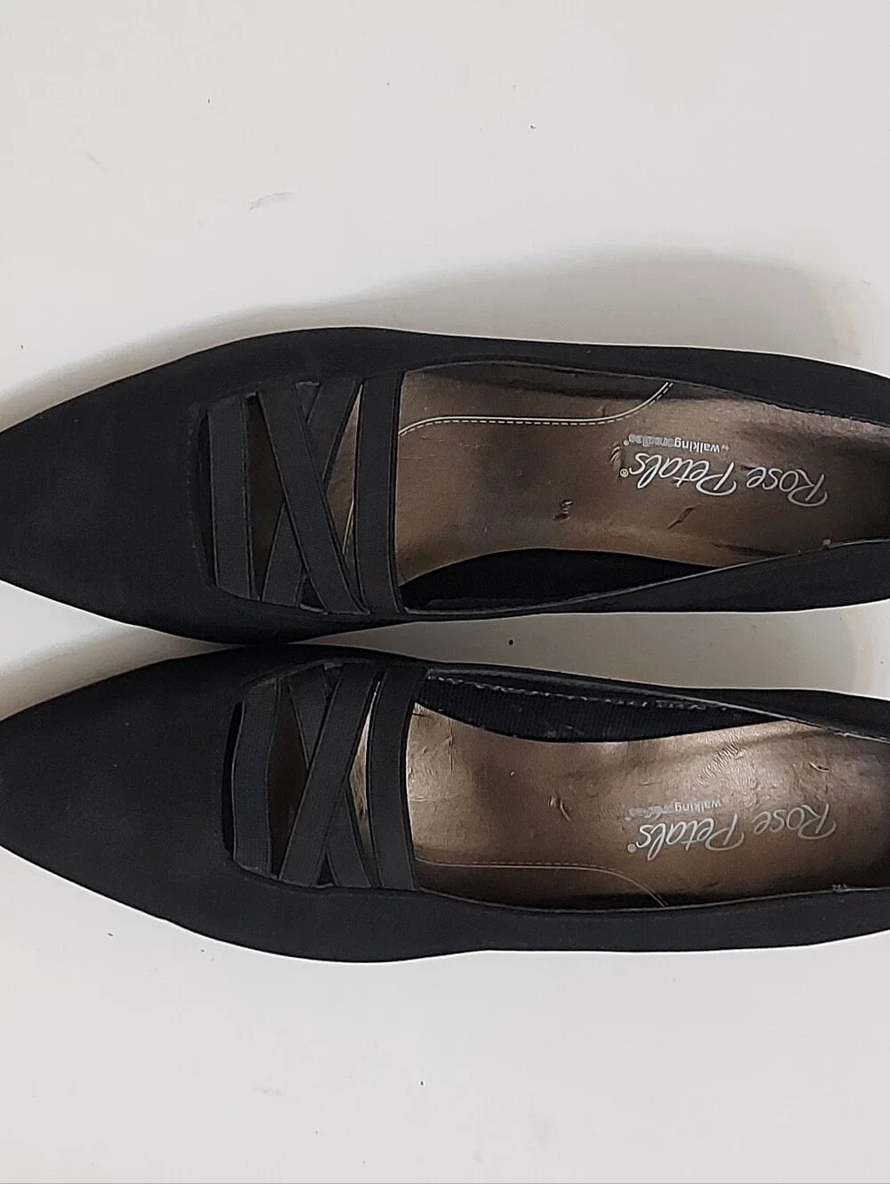 Black Low Heel Pumps with Elastic Straps